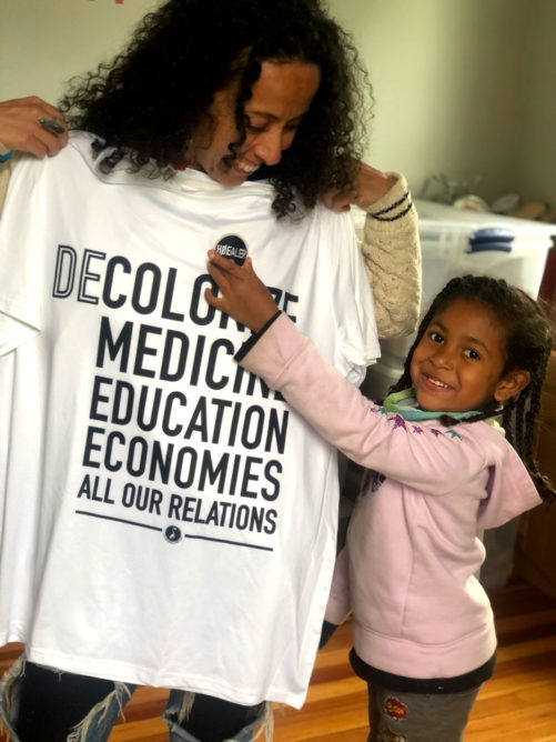 Decolonize Herbal Medicine., Education, and Economies 100% Cotton T-Shirt